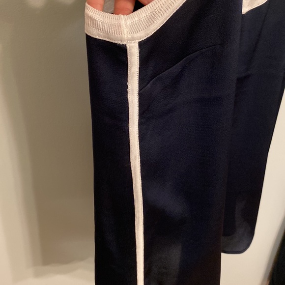 Banana Republic navy & white blouse & soft drawstring waist dress. - Picture 4 of 8